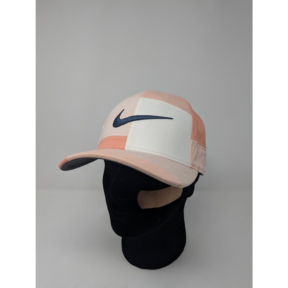 Nike AeroBill Classic99 Golf Hat Cap Peach White Patchwork Blocks Adjustable